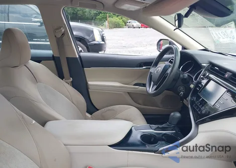 2018 Toyota Camry Le from USA, damaged, VIN 4T1B11HK0JU030431